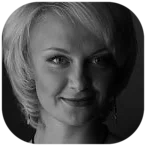 Ольга Шадрина улыбается