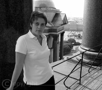Мария - редактор-ведущий информационных выпусков МТРК «Мир»